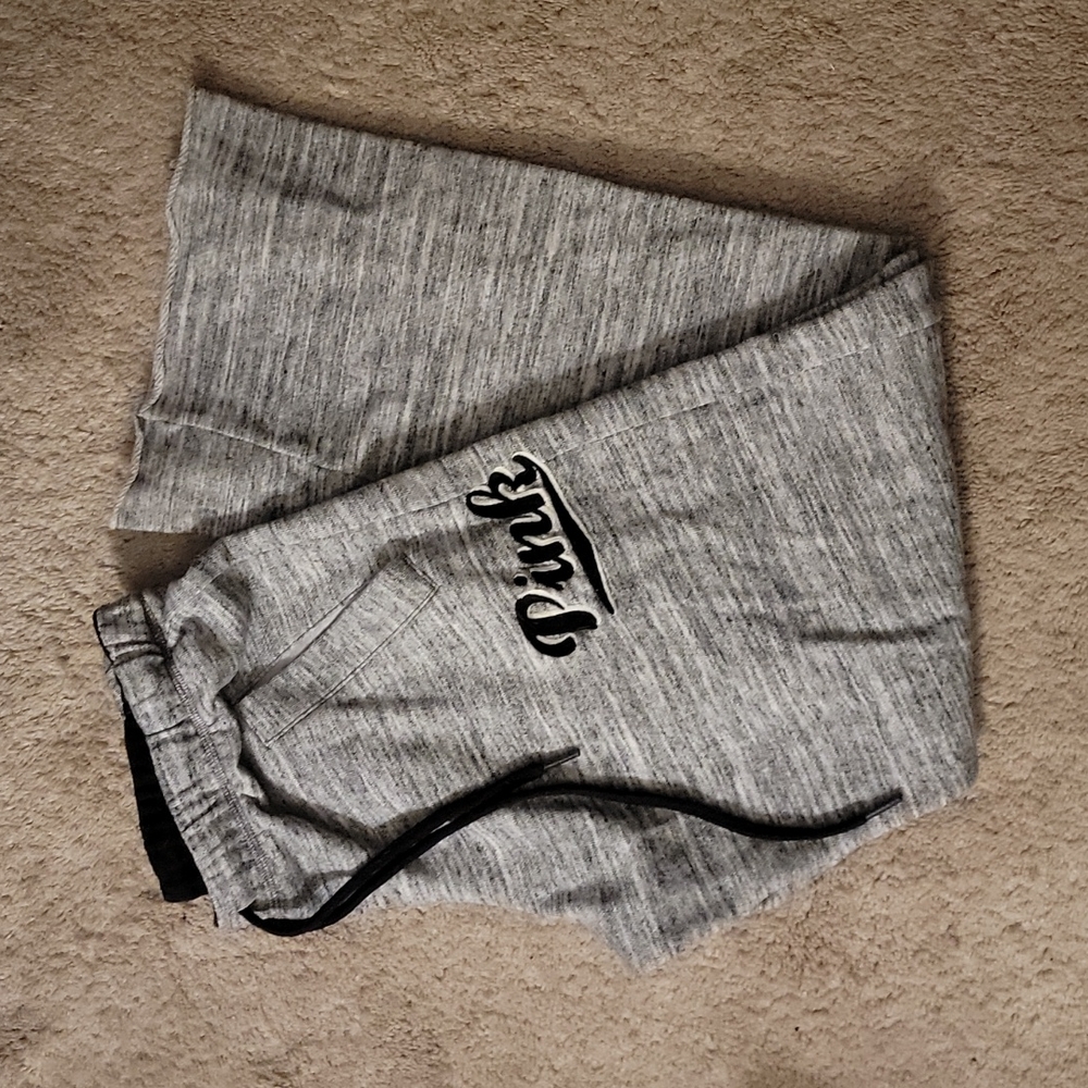 VS Boyfriend Sweatpants ~ XS